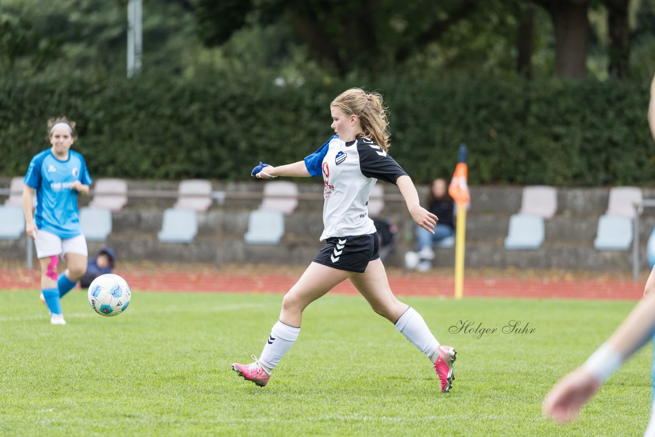 Bild 421 - wBJ VfL Pinneberg - Germania Schnelsen : Ergebnis: 15:1